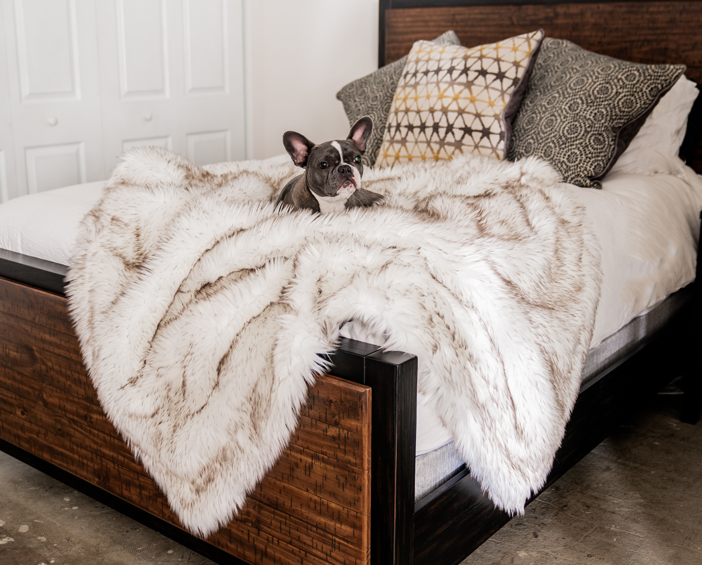 PupProtector™ Waterproof Throw Blanket - White