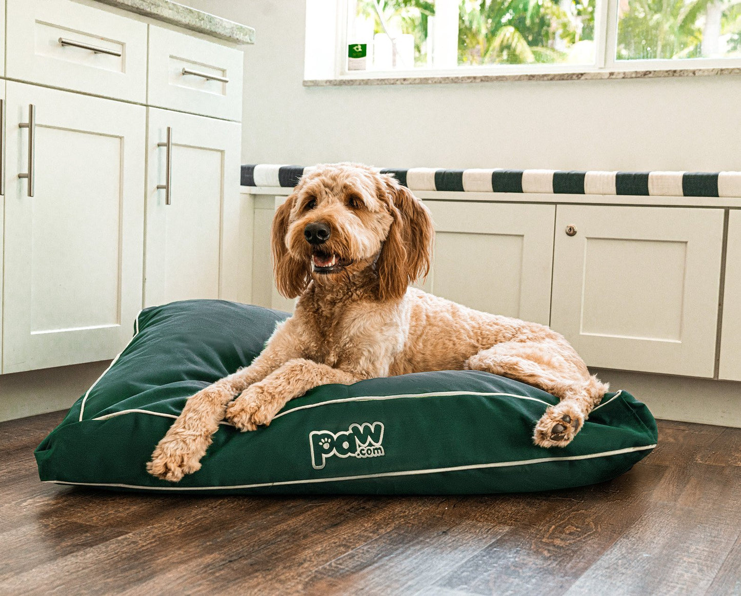 PupLounge™ All-Season Indoor/Outdoor Memory Foam Bed - Forest Green