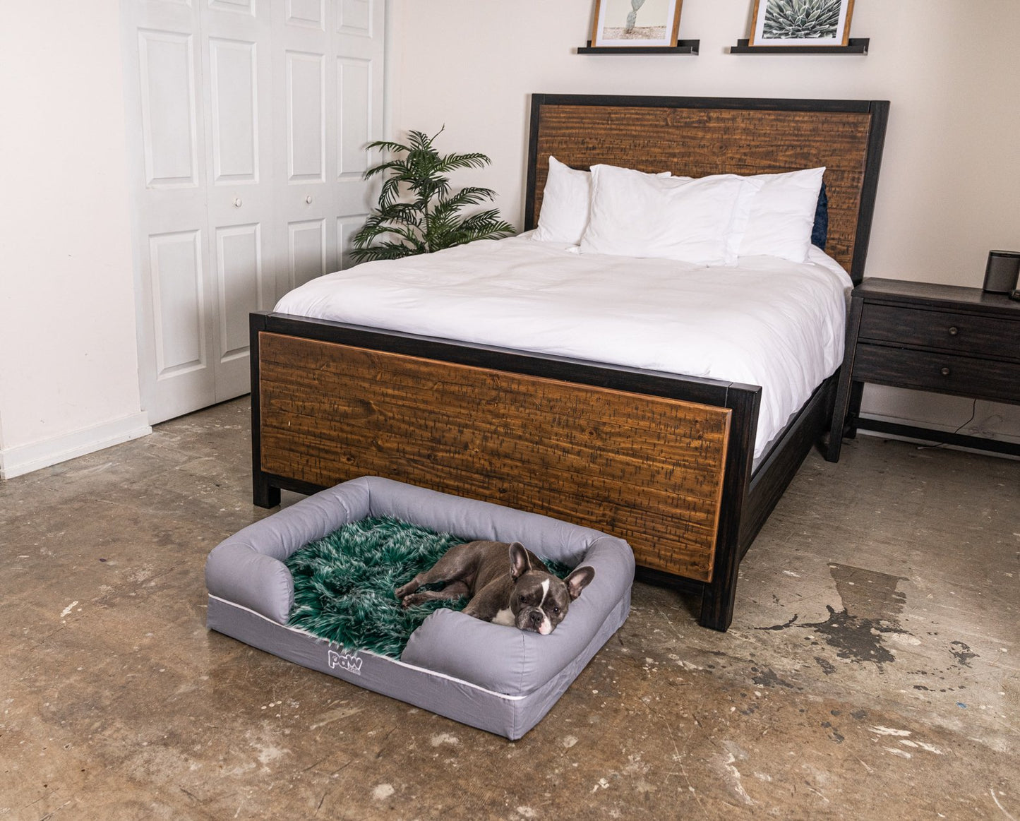 PupLounge™ Holiday Topper - Green (Bed Not Included)
