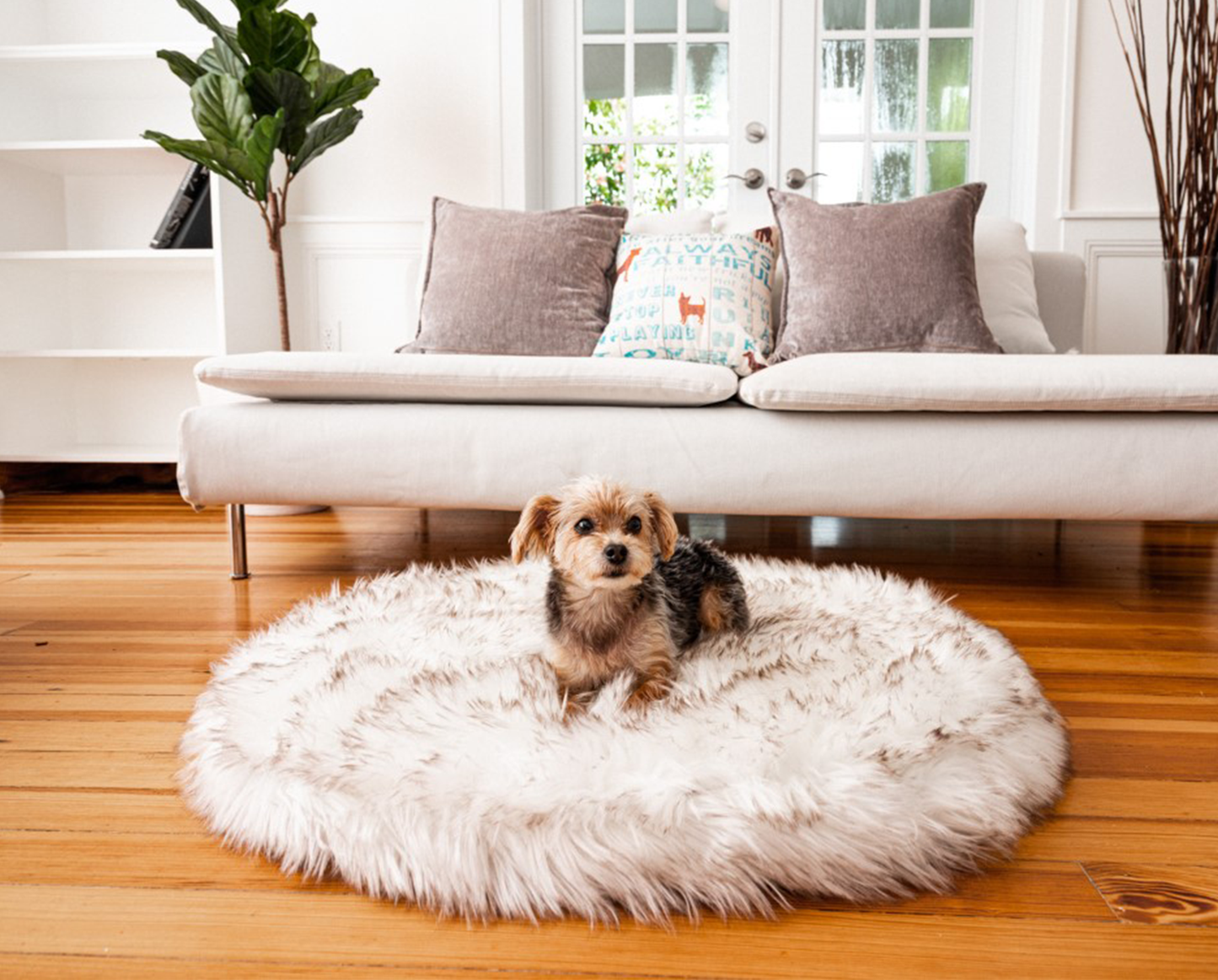 PupRug™ Mini Faux Fur Orthopedic Dog Bed - White