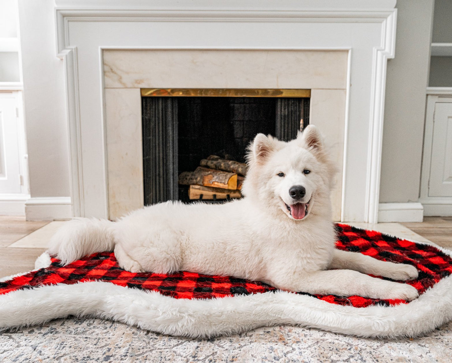 PupRug™ Faux Fur Orthopedic Dog Bed - Curve Winter Plaid