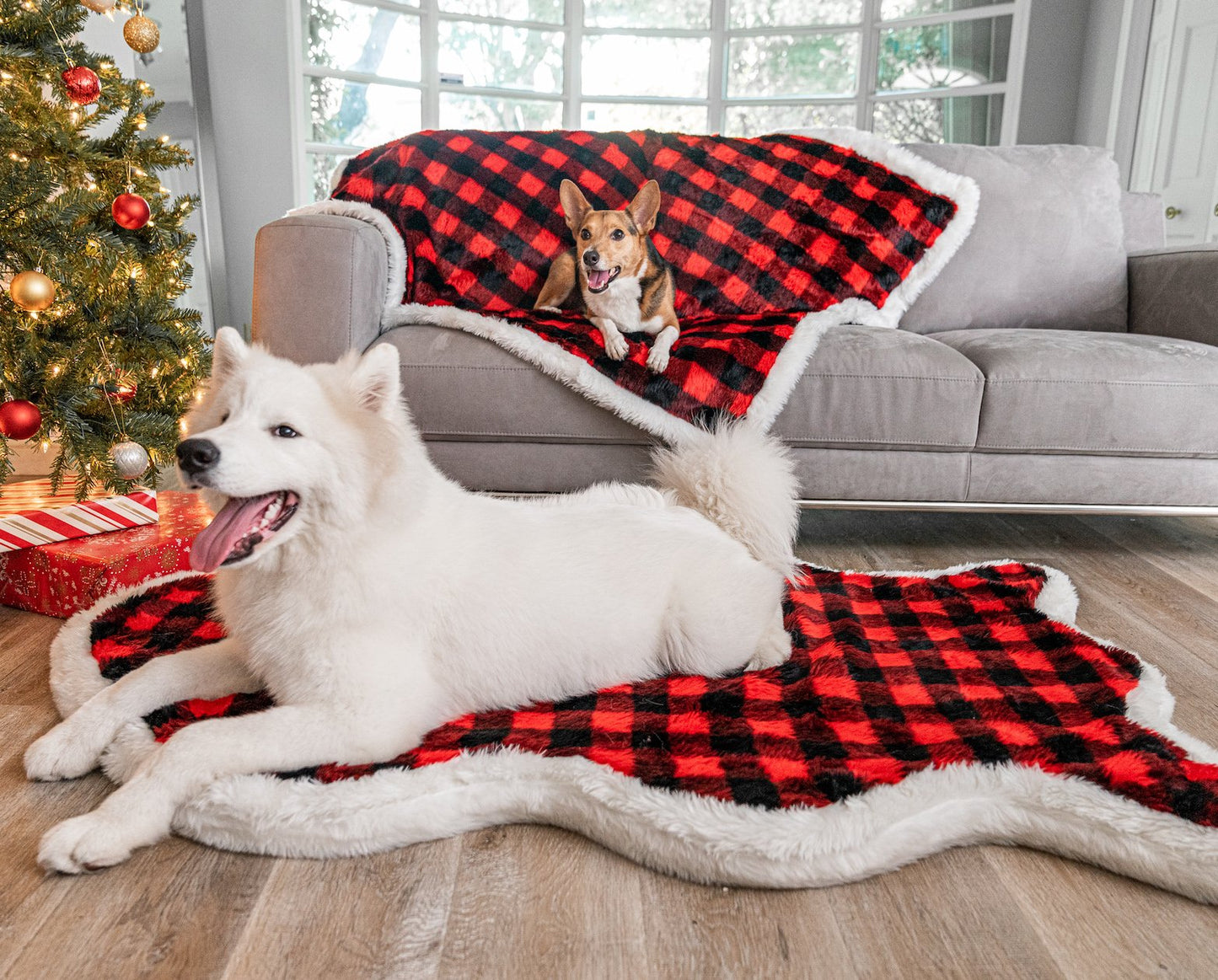 PupRug™ Bundle - Orthopedic Bed Curve, Winter Plaid + Matching Waterproof Blanket