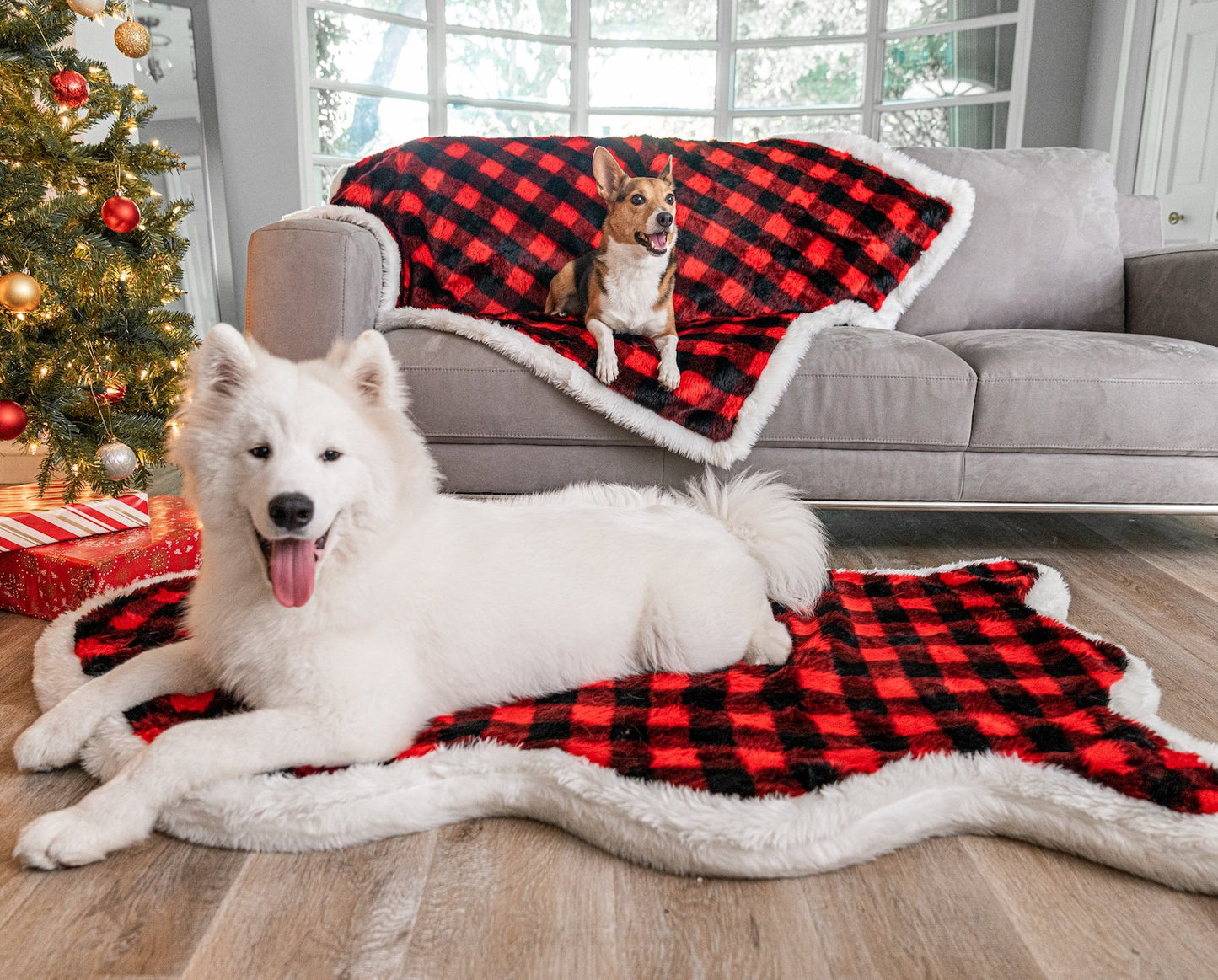 PupRug™ Bundle - Orthopedic Bed Curve, Winter Plaid + Matching Waterproof Blanket