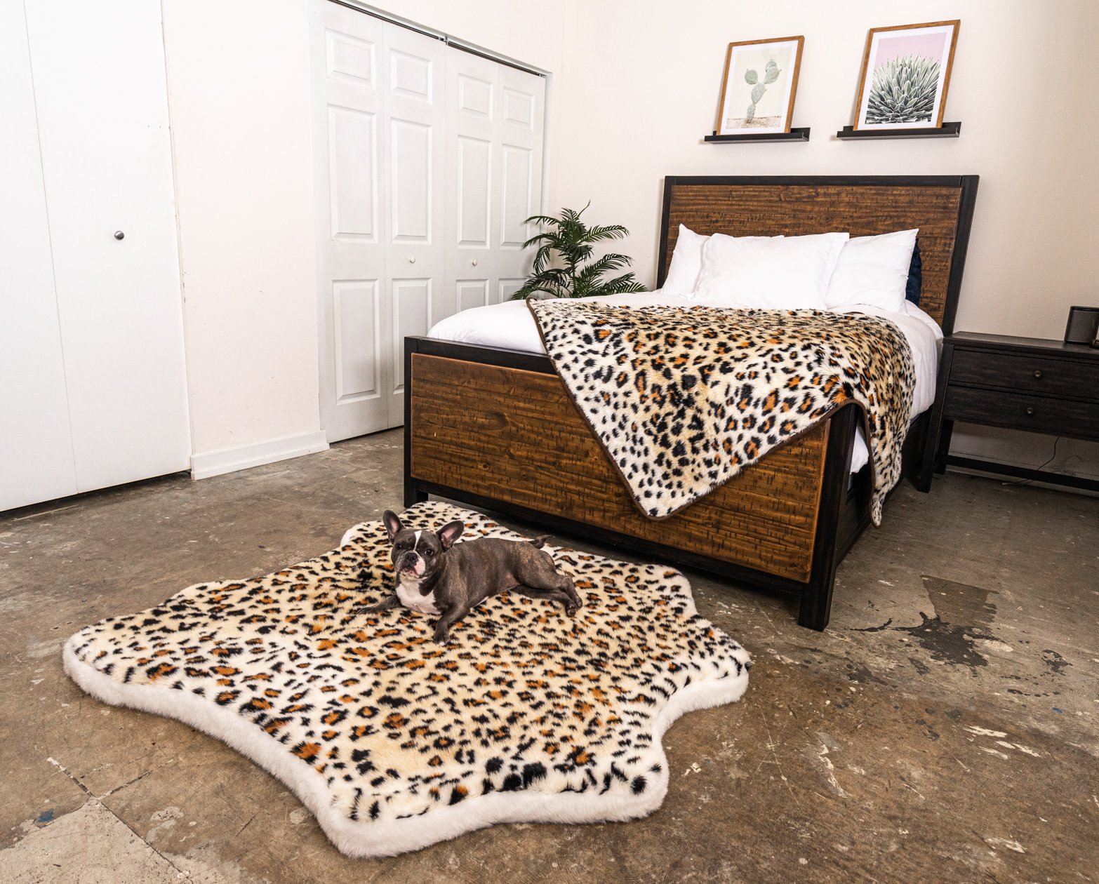 PupRug™ Bundle - Memory Foam Bed, Cheetah Faux Print & Matching Waterproof Blanket