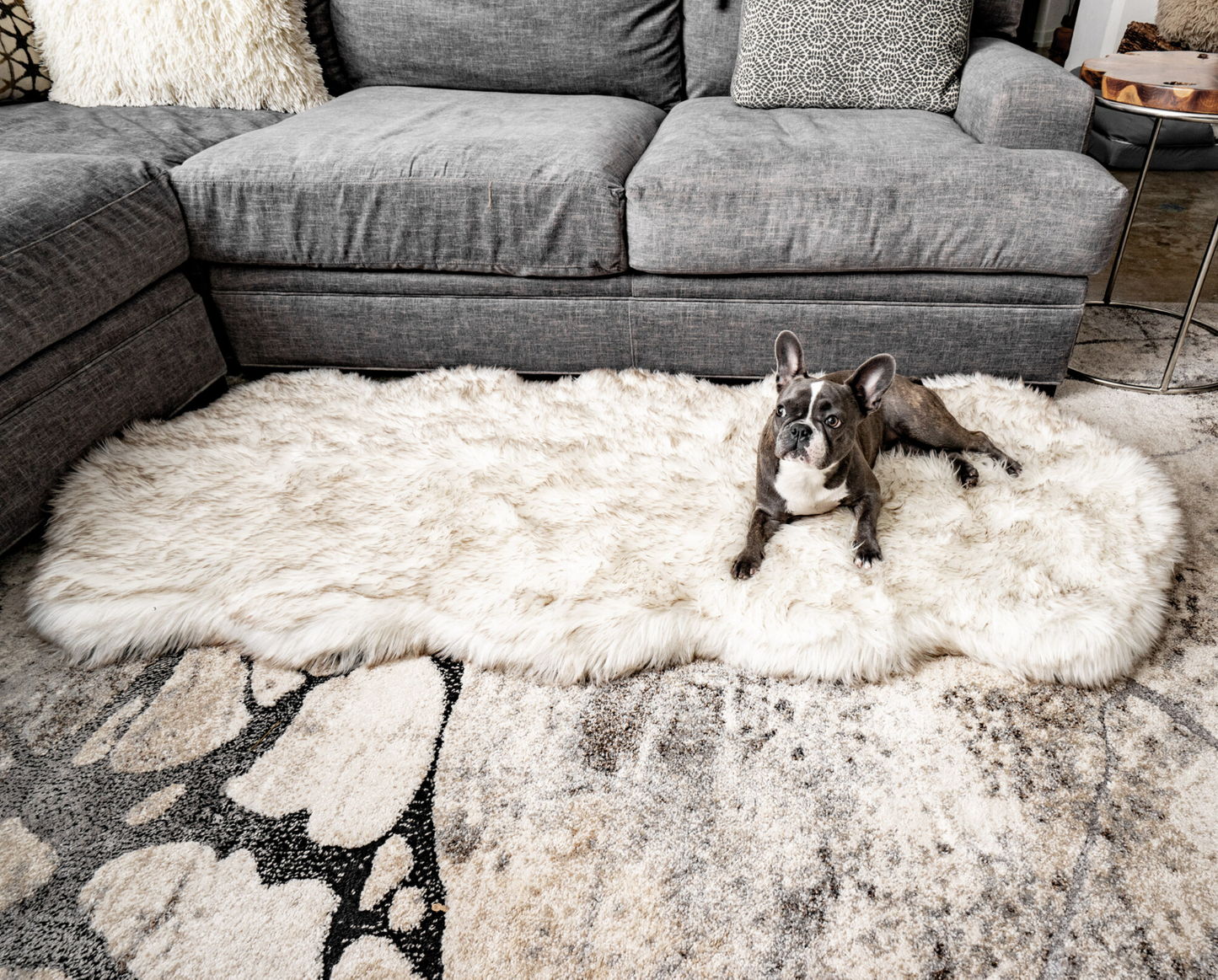 PupRug™ Runner Faux Fur Memory Foam Dog Bed - Curve White